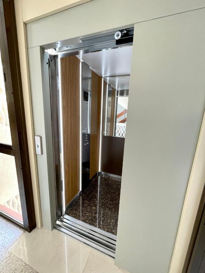 Gatu Casa Muse Junto A La Playa, Vista Al Mar, Aire Acc, Terraza, Wifi Y Chimenea " Preferente Mayores De 25 Anos Y Familias " El Puerto de Santa Maria Exterior foto